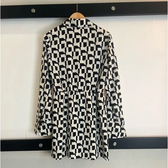 NWOT***SANCTUARY***DRESS Super Lightweight perfect for Spring and Summer. - Picture 7 of 9